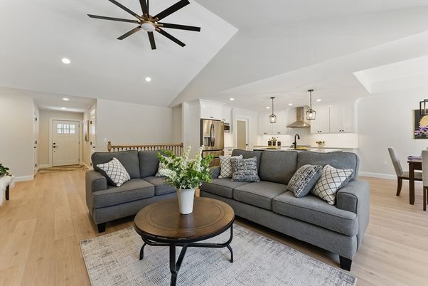 Dining room, Interior, Kitchen, Living room, Pendant Lights, Recessed Lighting, Stainless Steel Appliances, Wood Texture Flooring