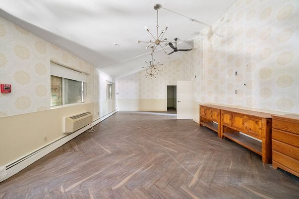 Empty room, Interior, Pendant Lights, Wood Texture Flooring