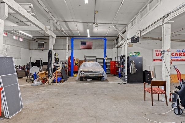 Garage, Interior, Washer
