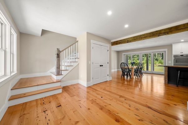 Dining room, Interior, Kitchen, Recessed Lighting, Wood Texture Flooring