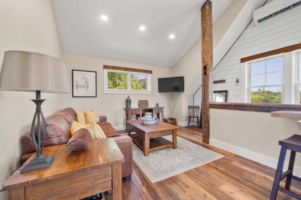 Home Office, Interior, Recessed Lighting, Wooden Beams, Wood Texture Flooring