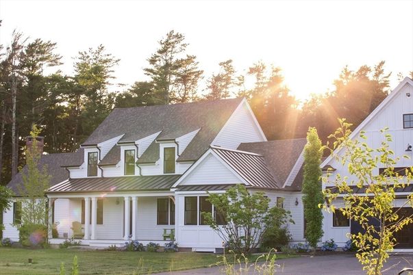 Exterior, Facade, Farmhouse