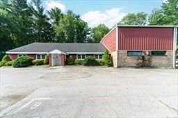 Backyard, Exterior, Facade, Ranch