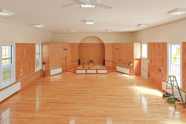 Interior, Recessed Lighting, Wood Texture Flooring, Wooden Walls