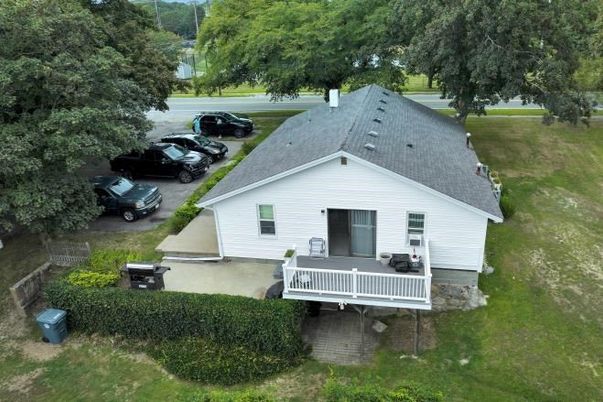 Exterior, Drone