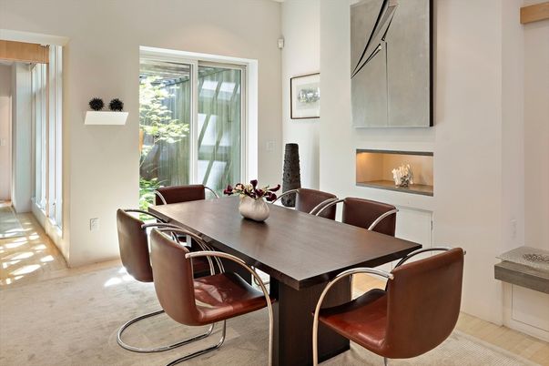 Dining room, Fireplace, Interior