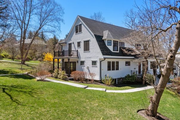 Backyard, Exterior, Facade, Farmhouse