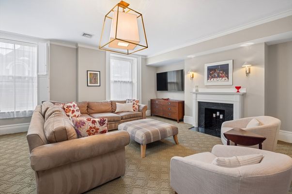Fireplace, Interior, Living room