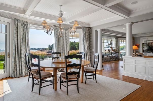 Chandelier, Dining room, Interior, Recessed Lighting, Wood Texture Flooring
