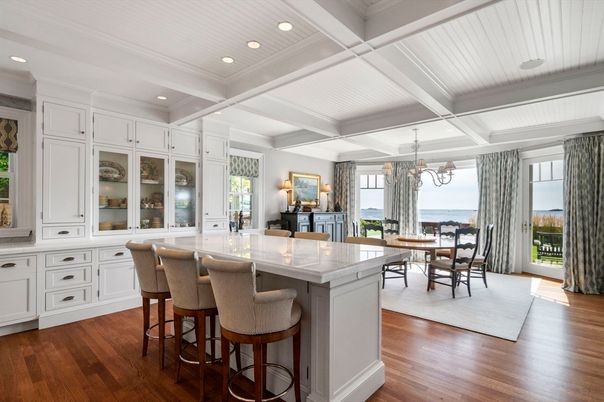 Chandelier, Dining room, Interior, Kitchen, Recessed Lighting, Water, Wood Texture Flooring