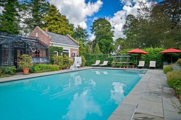 Exterior, Pool, Solar Panels