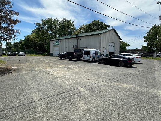 Detached Garage, Exterior