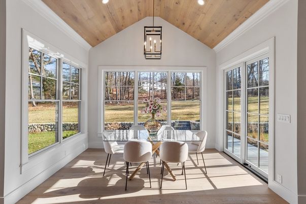 Dining room, Interior, Pendant Lights, Recessed Lighting, Wooden Ceilings, Wood Texture Flooring