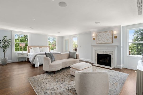 Bedroom, Fireplace, Interior, Recessed Lighting, Wood Texture Flooring
