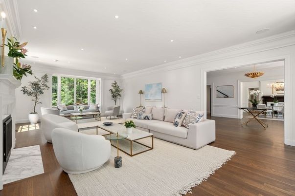 Chandelier, Dining room, Fireplace, Interior, Living room, Recessed Lighting, Wood Texture Flooring