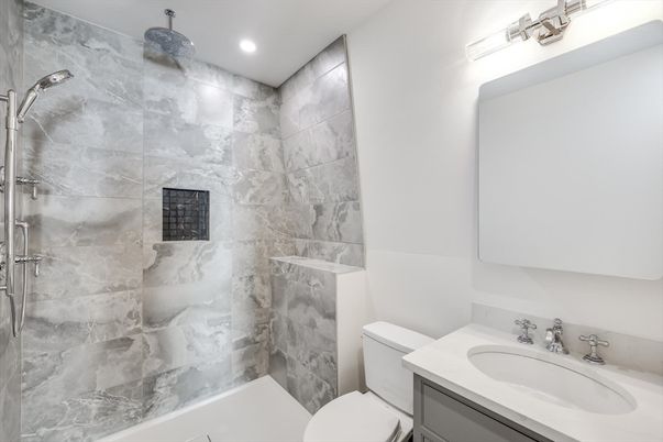 Bathroom, Interior, Recessed Lighting