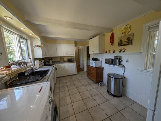 Interior, Kitchen, Recessed Lighting, Washer