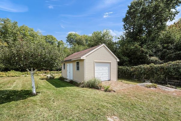 Backyard, Detached Garage, Exterior