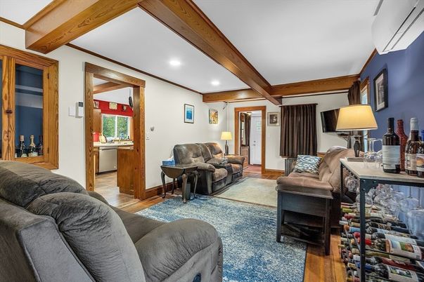 Interior, Living room, Recessed Lighting, Wooden Beams, Wood Texture Flooring