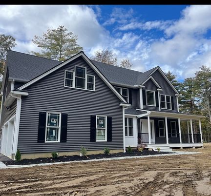 Exterior, Facade, Farmhouse