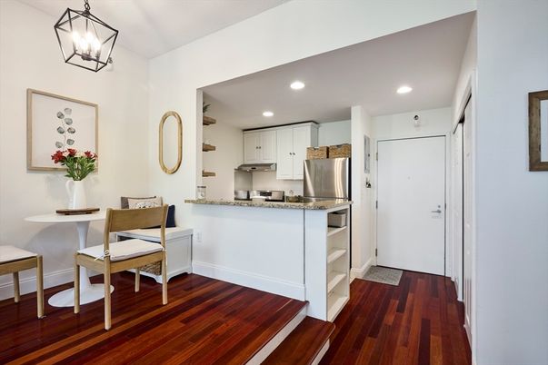 Dining room, Interior, Kitchen, Pendant Lights, Recessed Lighting, Stainless Steel Appliances, Wood Texture Flooring
