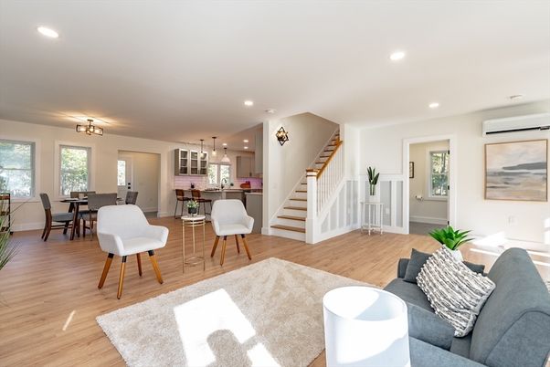 Dining room, Interior, Kitchen, Living room, Pendant Lights, Recessed Lighting, Wood Texture Flooring