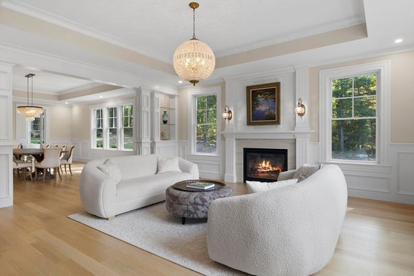 Chandelier, Dining room, Interior, Recessed Lighting, Wood Texture Flooring