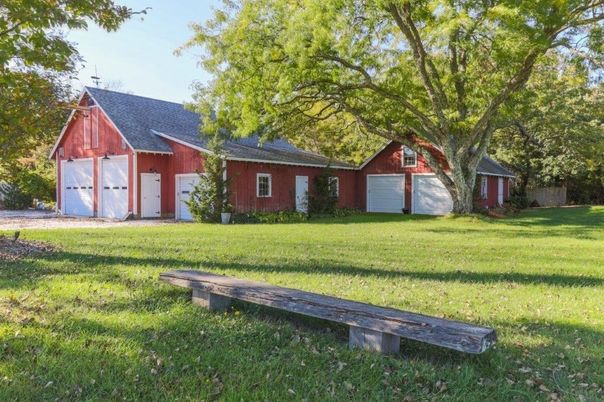 Backyard, Detached Garage, Exterior