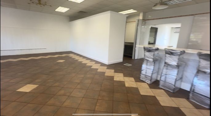 Empty room, Interior, Pendant Lights, Recessed Lighting