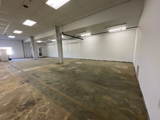 Garage, Interior, Recessed Lighting