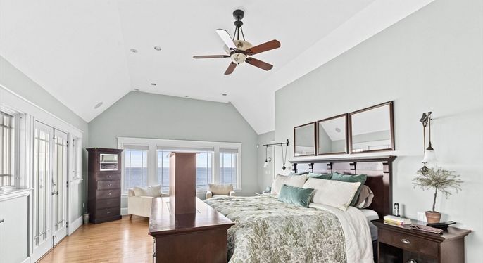 Bedroom, Interior, Pendant Lights, Recessed Lighting, Water, Wood Texture Flooring