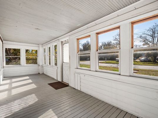 Interior, Sun Room, Wood Texture Flooring