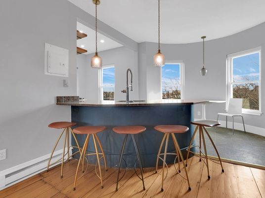 Interior, Pendant Lights, Recessed Lighting, Wood Texture Flooring