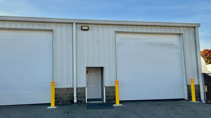 Detached Garage, Exterior