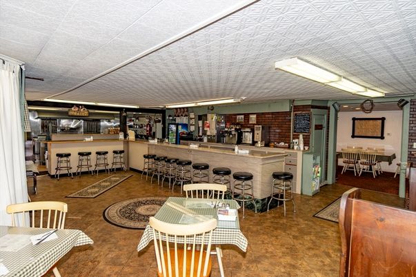 Dining room, Interior