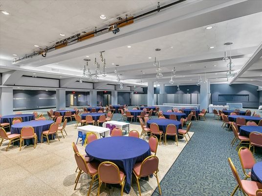 Dining room, Interior, Pendant Lights, Recessed Lighting