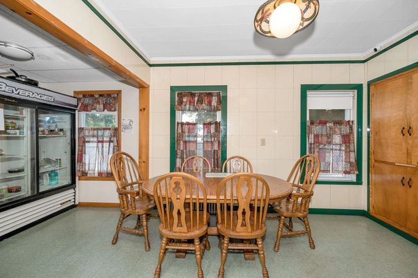 Dining room, Interior