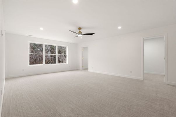Empty room, Interior, Recessed Lighting