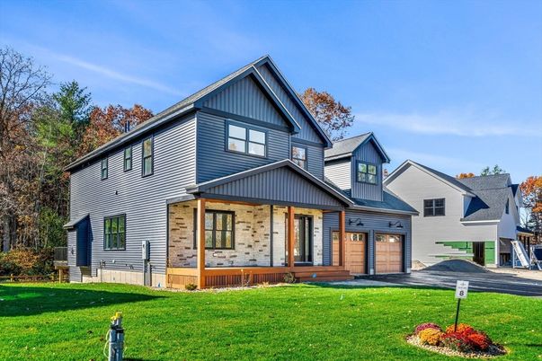 Attached, Exterior, Facade, Farmhouse