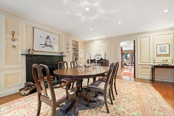 Dining room, Fireplace, Interior, Recessed Lighting, Wood Texture Flooring