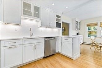 Dining room, Interior, Kitchen, Recessed Lighting, Stainless Steel Appliances, Wood Texture Flooring