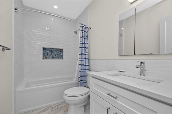 Bathroom, Interior, Marble, Recessed Lighting