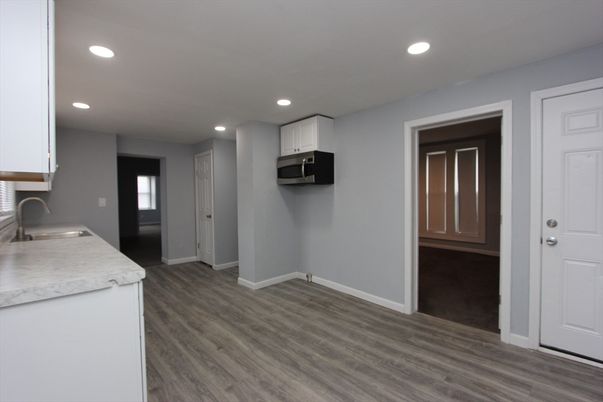 Interior, Kitchen, Recessed Lighting, Wood Texture Flooring