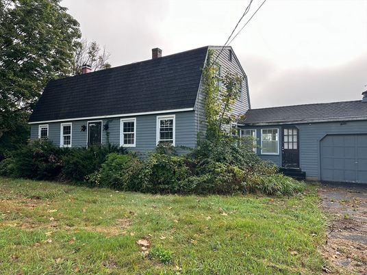 Attached, Backyard, Exterior, Facade, Cape Cod