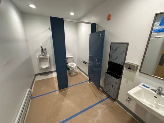 Bathroom, Interior, Recessed Lighting