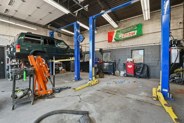 Fitness Equipment, Garage, Interior, Stone Walls