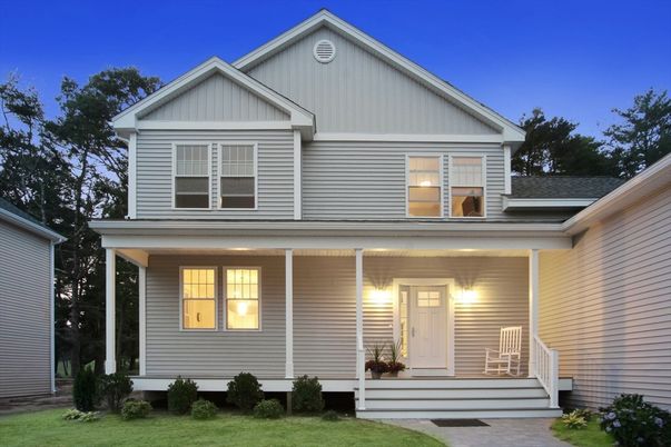 Exterior, Facade, American Craftsman
