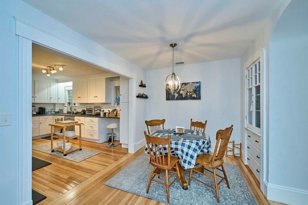 Dining room, Interior, Kitchen, Pendant Lights, Wood Texture Flooring