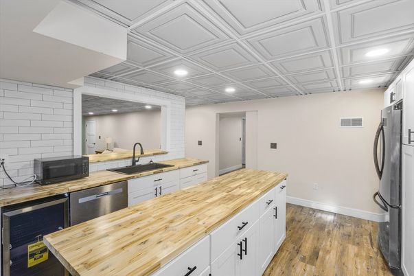 Interior, Kitchen, Recessed Lighting, Wood Texture Flooring