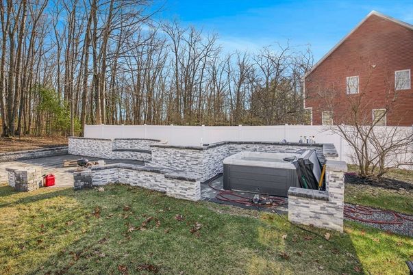 Exterior, Hot Tub